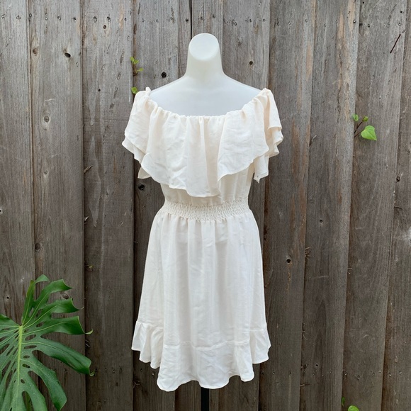 ASTR Chloe Off the Shoulder Ruffle Mini Dress - Picture 4 of 13